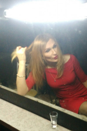 Индивидуалка Транссексуалка Лара