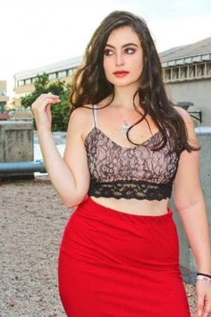 Escort girl Зарина